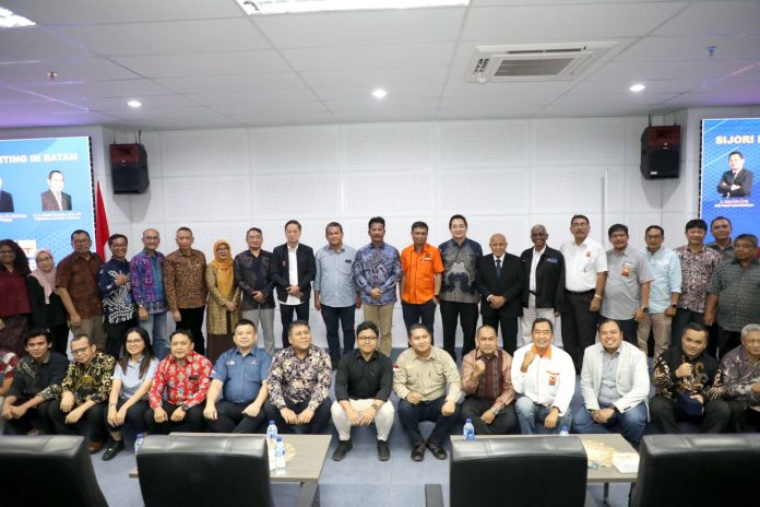 Kepala BP Batam, Muhammad Rudi mengajak para insinyur untuk mendukung program pembangunan di Kota Batam. Melalui subangan ide dan inovasi untuk meningkatkan kemajuan kota. (HUMAS BP BATAM)