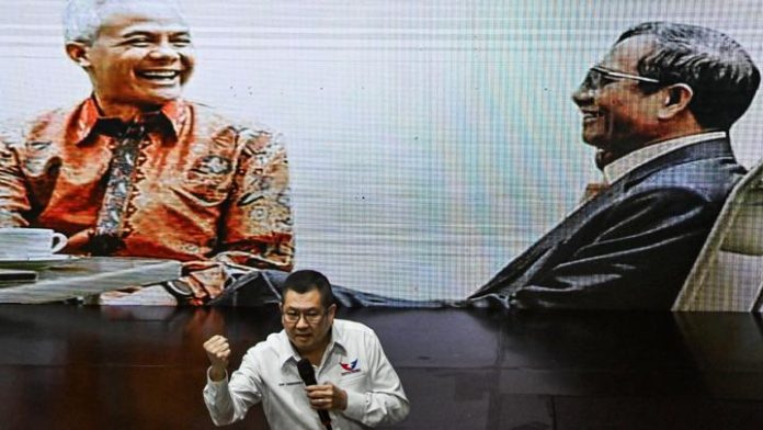 Malam-malam Hary Tanoe ke Polda Metro, Ingin Lihat Aiman Witjaksono yang Sudah Sepuluh Jam Diperiksa