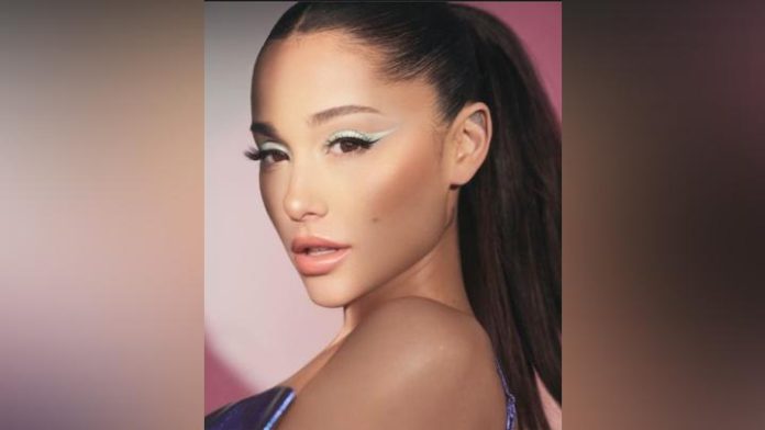 Ariana Grande Minta Fans Setop Tulis Pesan Kebencian Akibat Salah Artikan Lagu Barunya