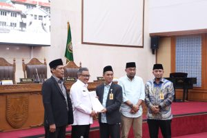Rapat paripurna Laporan Keterangan Pertanggungjawaban Walikota Batam Akhir Tahun Anggaran 2023, Aman, pada rapat paripurna, Rabu (8/5/2024) lalu. (Setwan DPRD Kota Batam)
