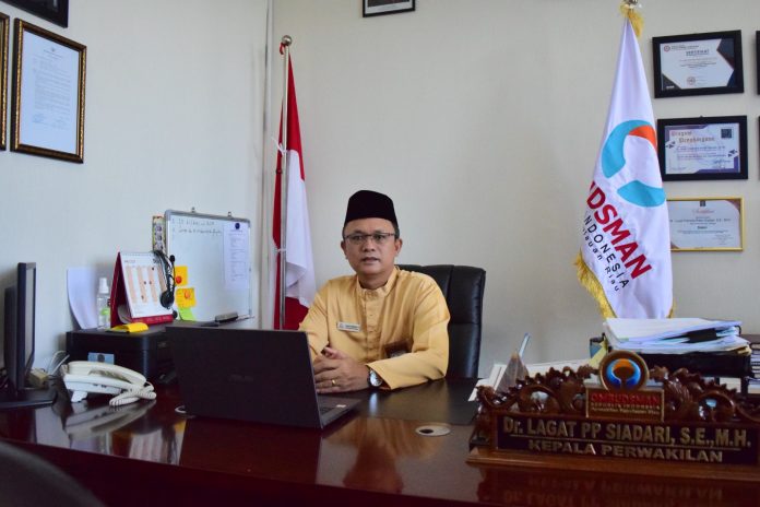 Dinas Lingkungan Hidup (DLH) Kota Batam lambat mengangkut sampah di lokasi Perumahan. (Ist)