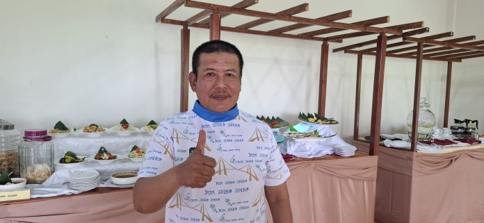 Ketua Perhimpunan Pegolf Senior Indonesia (PERPESI) Perpesi Batam, Taba Iskandar mengatakan imbas tutupnya lapangan golf di Singapura, ternyata membawa dampak positif terhadap wisata golf Indonesia. (uly)