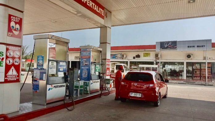 Pertamina Patra Niaga Regional Sumbagut mengajak masyarakat Kepulauan Riau (Kepri) untuk segera mendaftarkan kendaraan roda empatnya. Mobil yang menggunakan bahan bakar Pertalite. (IST)