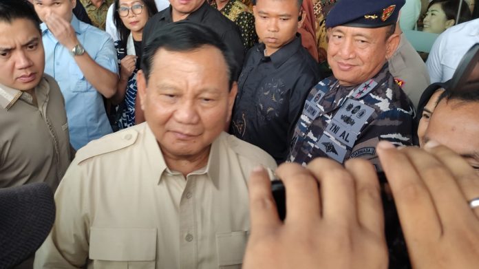 Presiden Terpilih Periode 2024-2029, Prabowo Subianto berkunjung ke Kota Batam, Provinsi Kepulauan Riau. Dalam kunjungannya, Prabowo menghadiri peresmian gedung baru PT Volex Indonesia yang terletak di Kecamatan Sekupang, Kota Batam. (Istimewa)