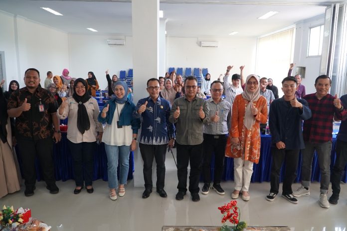 PT PLN Batam berkomitmen untuk terus mendukung pengembangan UMKM di Kota Batam dengan menyelenggarakan kegiatan Pelatihan Digital Marketing dan Tata Kelola Pelaku Usaha UMKM. (Humas PLN Batam)