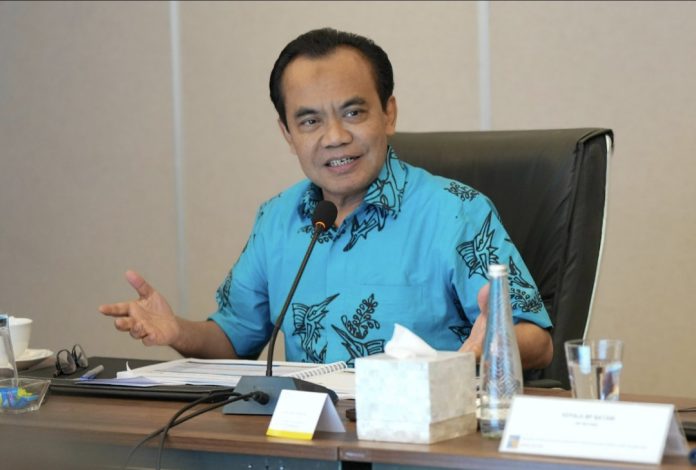 Kepala BP Batam, Muhammad Rudi secara resmi telah mengajukan Cuti di Luar Tanggungan Negara. Sehubungan dengan jabatannya selaku Walikota Batam ex-officio Kepala Badan Pengusahaan Kawasan Perdagangan Bebas dan Pelabuhan Bebas Batam (BP Batam). (Humas BP Batam)