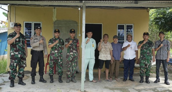 BP Batam kembali memfasilitasi pergeseran terhadap warga yang terdampak pembangunan Rempang Eco-City. Sebanyak 6 Kepala Keluarga (KK) bersedia pindah ke hunian sementara pada Selasa, (24/9/2024). (Humas BP Batam)