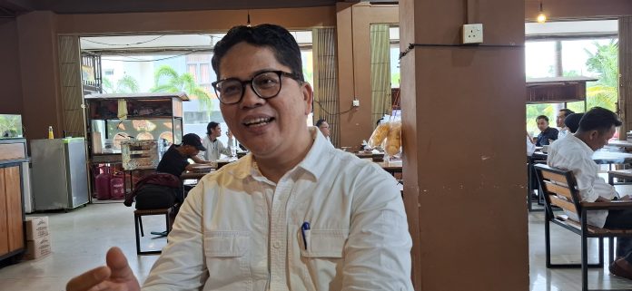 Kepala Diskominfo Kota Batam, Rudy Panjaitan mengatakan pemerintah tidak pernah menghubungi masyarakat secara perorangan untuk urusan administrasi kependudukan. (uly)