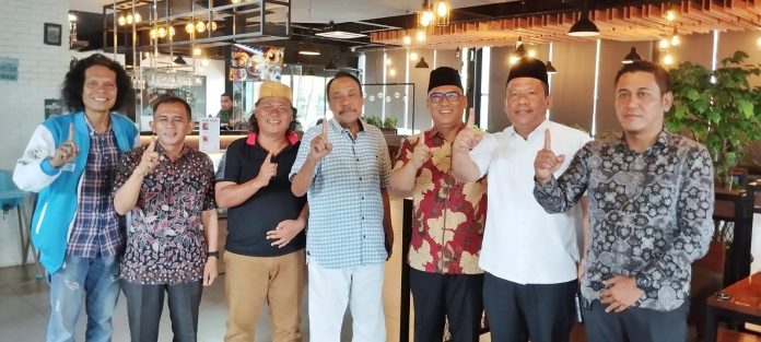 Wali Kota Batam Periode 2006-2016 Ahmad Dahlan mengungkapkan sosok Calon Wakil Gubernur no urut 1 Pilkada Provinsi Kepri Nyanyang Haris Pratamura merupakan sosok yang sudah tidak diragukan lagi. (IST)