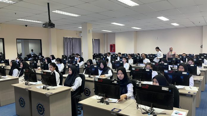 Sebanyak 322 pelamar calon PPPK di lingkungan Pemerintah Kota (Pemko) Batam dinyatakan tidak lolos seleksi administrasi. (Istimewa)