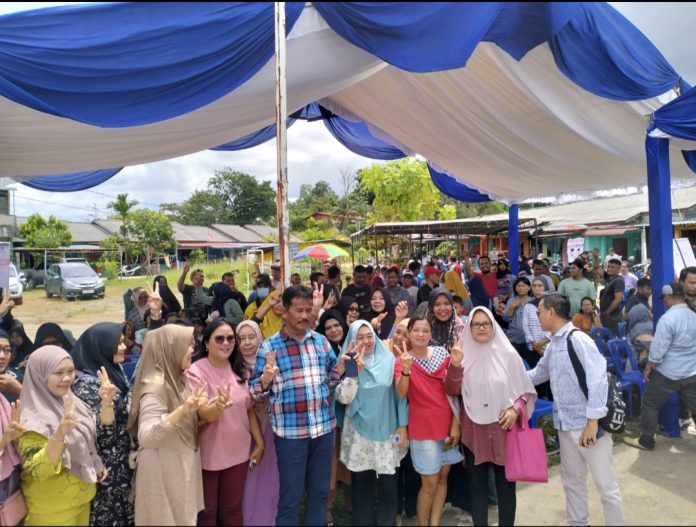 Pasangan calon Gubernur dan Wakil Gubernur Kepulauan Riau (Kepri) nomor urut 2, H Muhammad Rudi dan Aunur Rafiq (Rudi-Rafiq) menggelar kampanye di Kabupaten Bintan, bersama relawan, Sabtu (5/10/2024). (IST)