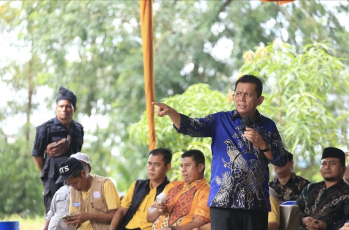 Ansar di sela kampanye dan silaturahmi bersama warga Tiban Hill, Kelurahan Tiban Baru, Sekupang, Batam, Sabtu (5/10/2024). (IST)