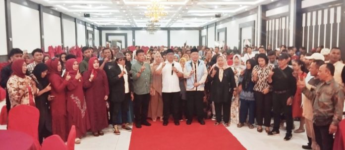 Deklarasi Satgas Relawan yang dibentuknya, Minggu (6/9/2024) di Golden Prawn, Bengkong. (IST)