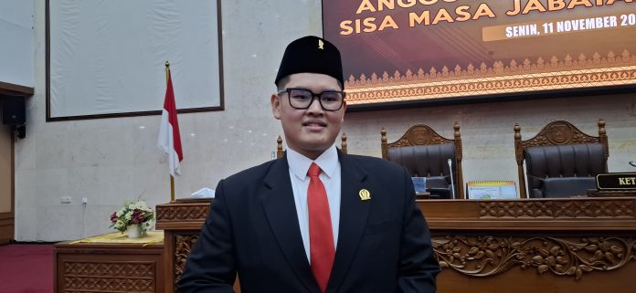 Anggota Komisi II DPRD Kota Batam, Gabriel Shafto Ara Anggito Sianturi dalam opininya mengatakan pergerakan bukan hanya demonstrasi, melainkan juga tindakan nyata dan konsisten. (u