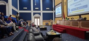 Divisi HKI menggelar Sosialisasi Kekayaan Intelektual Bagi Dosen dan Pejabat Struktural dan Training Of Trainer Pengelola Sentra HKI Universitas Batam. Acara ini digelar di Rumengan Hall, Selasa (26/11/2024) pagi. (uly)