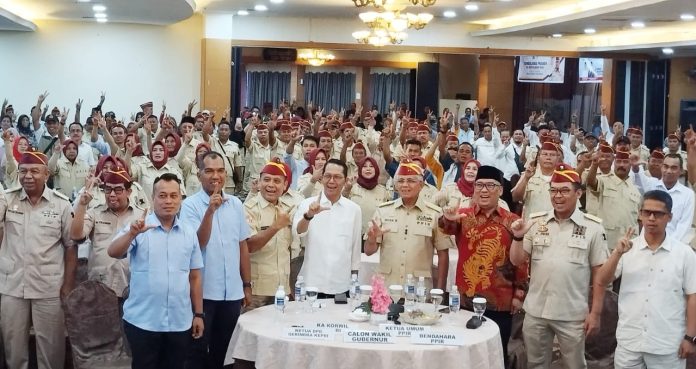 Konsolidasi dan deklarasi dukungan terhadap pasangan calon Gubernur Wakil Gubernur Ansar- Nyanyang, calon Walikota Batam Amsakar Li Claudia, calon Bupati dan Wakil Bupati Karimun Iskandarsyah- Rocky dan Lingga M Nizar dan Novrizal di Hotel Golden View, Minggu (10/11/2024). (Ist)