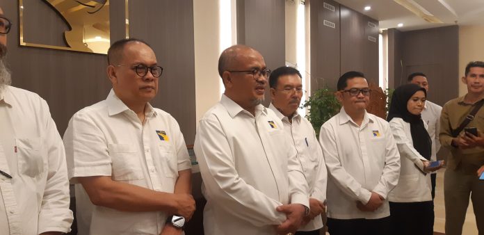 Badan Pengushaaan (BP) Batam menggelar Focus Group Discussion (FGD) di Ruang Balairung Sari Lantai 3, Senin (11/11/2024). FGD ini terkait Audit Land Management System dan Perumusan Proyeksi Investasi di Kota Batam. (Ist)
