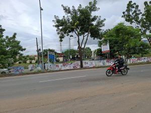 Sejumlah APK masih terpasang di masa tenang Pilkada 2024, Senin (25/11/2024)