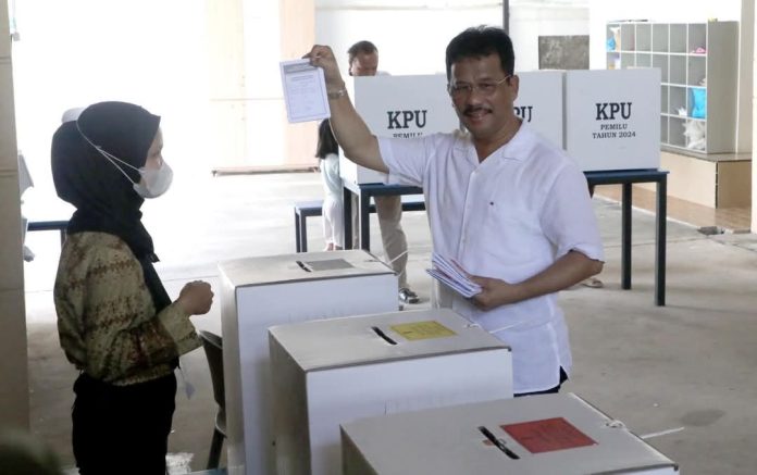 Wali Kota Batam, Muhammad Rudi mengajak masyarakat untuk datang ke tempat pemungutan suara (TPS) untuk menyalurkan hak suara pada Rabu (27/11/2024). (Ist)