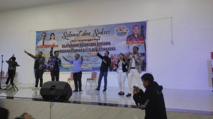 Sejumlah masyarakat Kecamatan Batu aji dan Kecamatan antusias menghadiri acara silaturahmi nusantara bersama Calon Walikota Batam nomor urut 2 Amsakar Achmad - Li Claudia Chandra di Grand Tama Convention Center, Kecamatan Sagulung, Sabtu (2/11/2024) malam. (IST)