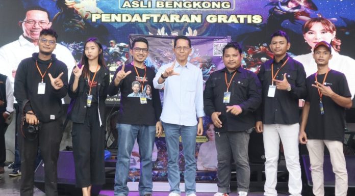 Calon Wali Kota Batam nomor urut 2, Amsakar Achmad menyebutkan pihaknya akan memberi ruang Gen Z untuk mengembangkan potensi diri, salah satunya jika ada yang memiliki minat pada ranah e-sport. (Ist)