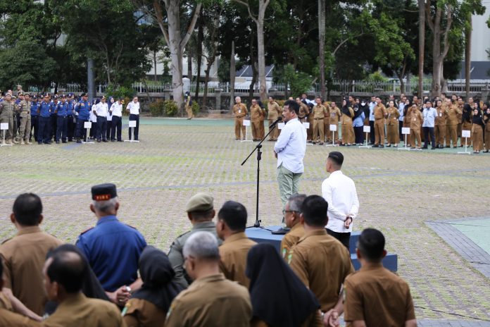 Wali Kota Batam, Muhammad Rudi, menggratiskan Pajak Bumi dan Bangunan (PBB) bagi warga berpenghasilan rendah di Kota Batam. (Diskominfo Batam)