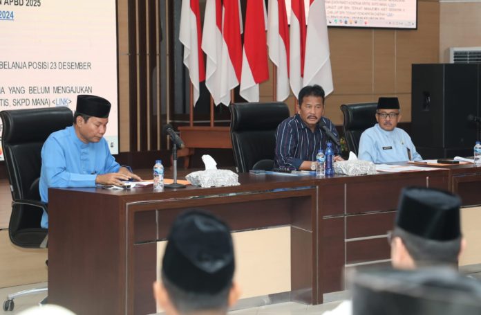 Wali Kota Batam, Muhammad Rudi mengatakan setiap kegiatan di Pemerintah Kota (Pemko) Batam harus dilaksanakan berdasarkan aturan yang berlaku agar tidak terjadi masalah hukum di kemudian hari. (Diskominfo Kota Batam)
