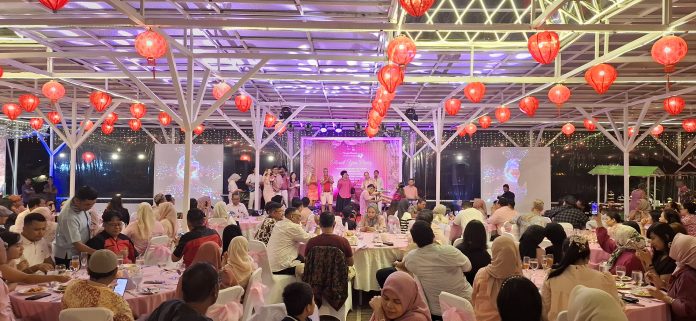 Nongsa Resorts Batam menggelar Thank You Party Rabu (22/1/2025) malam. Event ini berlangsung meriah di alam terbuka Boardwalk NPM. (uly)