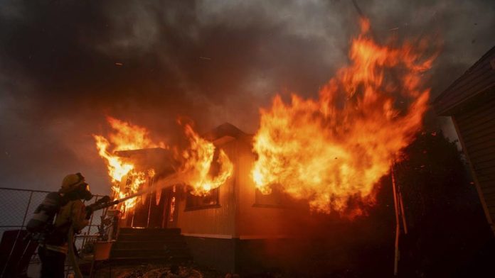 Penayangan Perdana Sejumlah Film Batal Imbas Kebakaran California