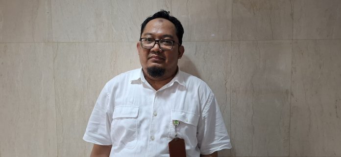 Sekretaris Bapenda Batam, Aidil Sahalo mengatakan pihaknya melakukan revisi target penerimaan pajak hotel dan restoran dampak efisiensi anggaran, Kamis (27/2/2025). (uly)