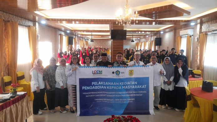Uniba menggelar Pengabdian Kepada Masyarakat (PKM) Tingkat Lokal di SMK Negeri 7 Batam, Kamis (13/2/2024). (uly)