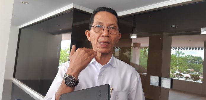 Wali Kota Batam, Amsakar Achmad mengatakan pihaknya akan memberikan fasilitas BPJS kepada Ojol dan Driver Online, Selasa (8/4/2025). (uly)