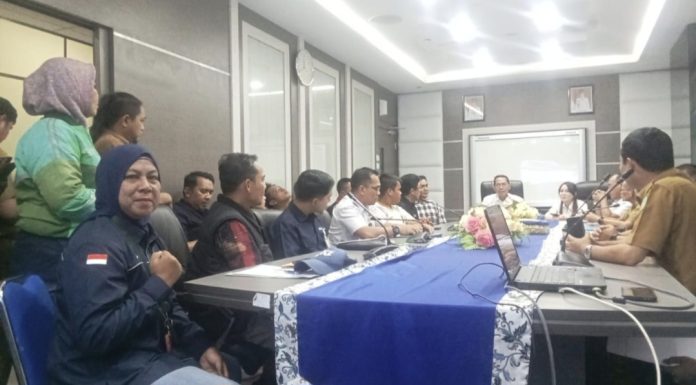 ADOB apresias Pemko Batam terkait program BPJS kesehatan Ketenagakerjaan gratis bagi pekerja rentan, termasuk para pengemudi ojek online. (Istimewa)
