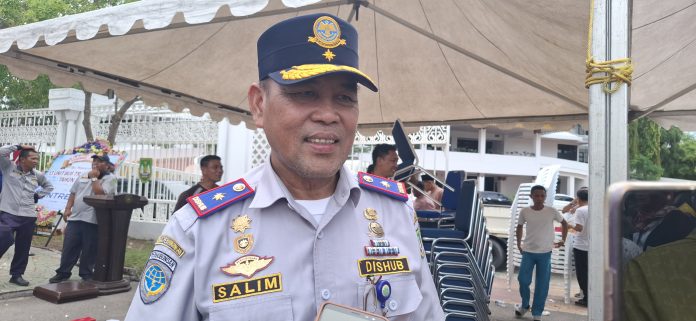 Kepala Dinas Perhubungan (Kadishub) Kota Batam, Salim mengatakan pihaknya membuka layanan Call Center atau dipanggil ke lokasi untuk program parkir berlangganan. (uly)
