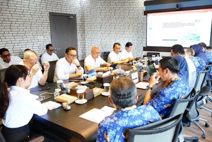 Mempercepat penetapan revisi Perwako RDTR Kota Batam, Pemko Batam bersama BP Batam menggelar rapat Penataan Ruang Kota Batam. (Diskominfo Batam)