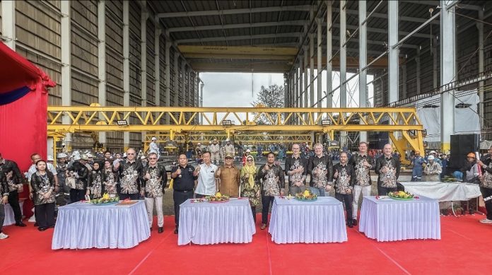 Anggota Bidang Administrasi dan Keuangan BP Batam, Alexander Zulkarnain menghadiri peluncuran 