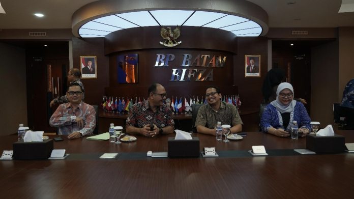 Sekretariat Jenderal DPR RI melalui Kepala Bagian Administrasi BMN, Dedy Bagus Prakasa mengunjungi BP Batam, Rabu (11/6/2025). (Humas BP Batam)
