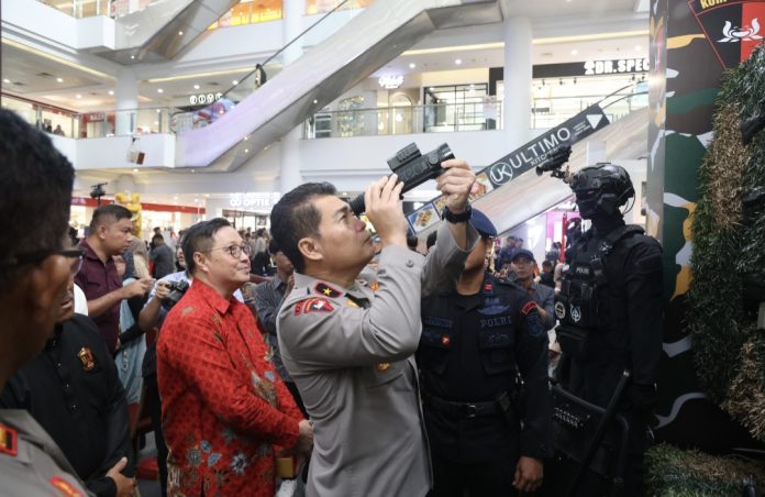 Polda Kepri gelar berbagai kegiatan budaya dan pelayanan publik di Mega Mall Batam Center, Jumat (20/6/2025). (Istimewa)