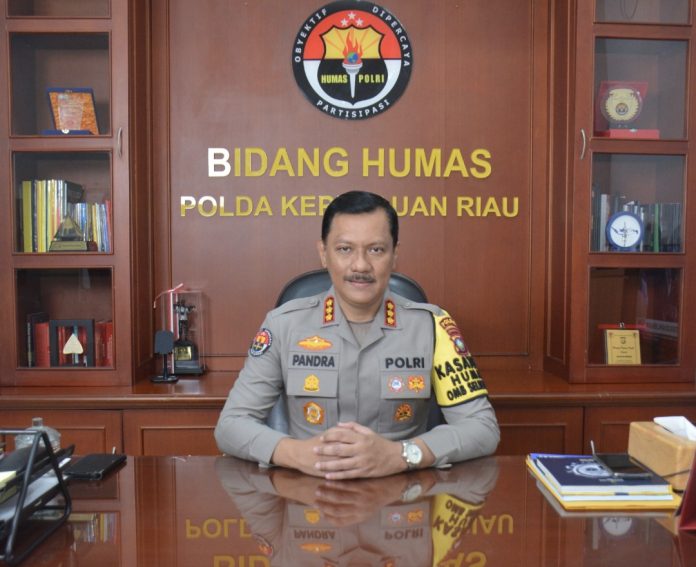 Kabid Humas Polda Kepri, Kombes Pol. Zahwani Pandra Arsyad, menyampaikan bahwa rotasi jabatan merupakan bagian dari dinamika organisasi Polri yang bertujuan untuk pembinaan karier serta penyegaran di tubuh institusi. (Istimewa)