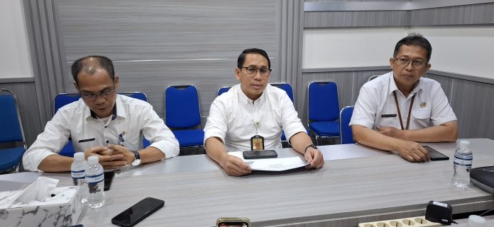 Kepala Disdik Batam, Tri Wahyu Rubianto, memastikan proses SPMB berjalan sesuai aturan. (uly)