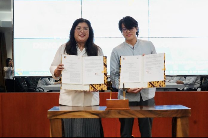 BP Batam menandatangani nota kesepahaman dengan PT Impian Anak Indonesia dalam rangka meningkatkan sistem pelayanan di RSBP di Marketing Centre, Senin (7/7/2025). (Humas BP Batam)