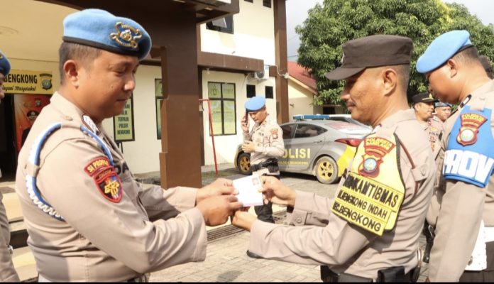 Profesi dan Pengamanan (Propam) Polresta Barelang berkunjung di wilayah hukumnya di Polsek Bengkong, Jumat (11/7/2025). (Istimewa)