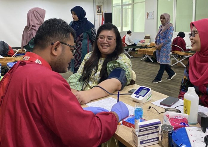 RSBP Batam gelar donor darah bersama PMI Batam. Sebagai bentuk kepedulian di Bulan Bakti dan Hari Kemerdekaan RI. (Humas BP Batam)