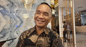 Ditempat yang sama, Ayah Dewi Aulia, Akhmad Rosano mengaku, anaknya Dewi Aulia merupakan anak yang berbakat. (uly)