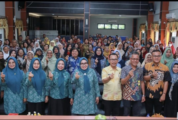 Sosialisasi Pilah Sampah dari Rumah yang digelar bersama Dinas Lingkungan Hidup (DLH) Kota Batam di Aula Dinas Pendidikan Kota Batam, Kamis (28/8/2025). (Diskominfo Kota Batam)