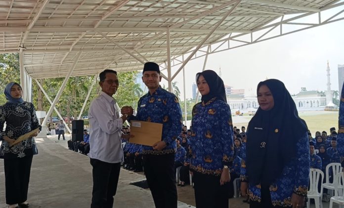 Sebanyak 367 PPPK resmi diangkat Pemerintah Kota (Pemko) Batam untuk Formasi Tahun 2024 Periode II, Jumat (26/9/2025). (uly)
