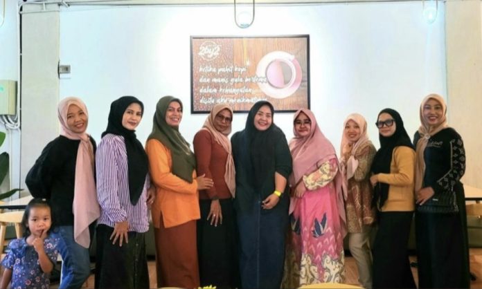 Asy-Syifa Tiban Baru membagikan susu bergizi kepada empat panti asuhan yang ada di wilayah Kecamatan Sekupang Kota Batam, Provinsi Kepri. (Istimewa)