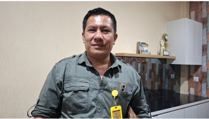 Anggota Komisi I DPRD Batam, Jimmi Siburian mengatakan Perda Administrasi Kependudukan diperlukan untuk memprioritaskan kepentingan administrasi di Kota Batam. Sehingga warga pendatang tidak mudah menjadi warga Kota Batam. (uly)