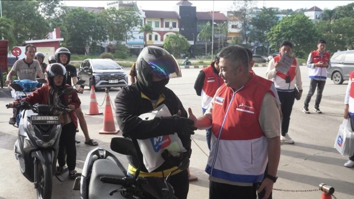 Wakil Direktur Utama PT Pertamina Patra Niaga, Achmad Mutchtasyar, meninjah ke sejumlah SPBU di wilayah Provinsi Kepri, Kamis (30/10/2025).