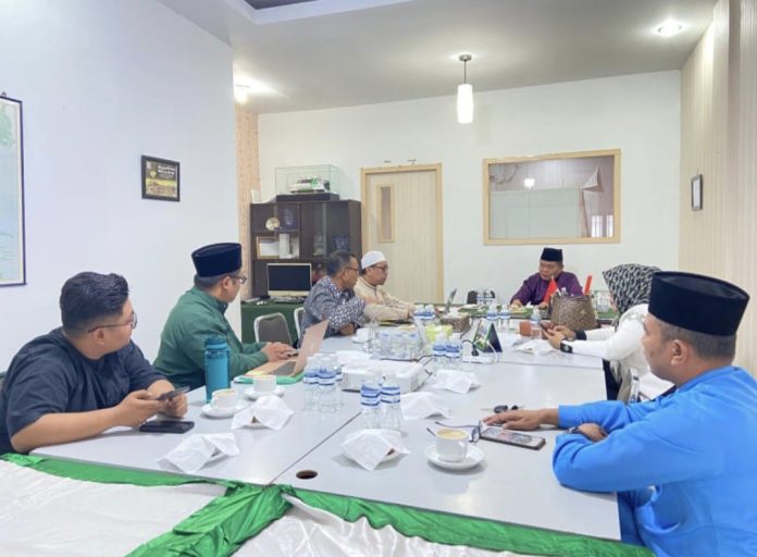 Badan Wakaf Indonesia (BWI) Kota Batam menggelar rapat bulanan di Ruko Alexandria Blok B8 No.61, Taman Baloi, Batam Center, Jum'at (7/11/2025). (Istimewa)